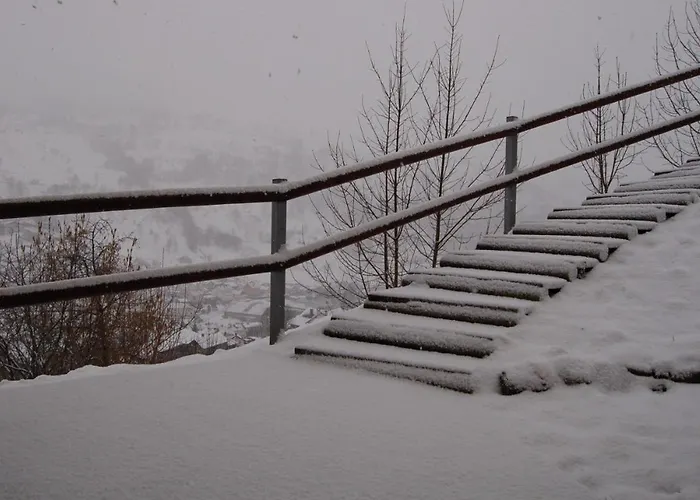 Le Proche Randonnees