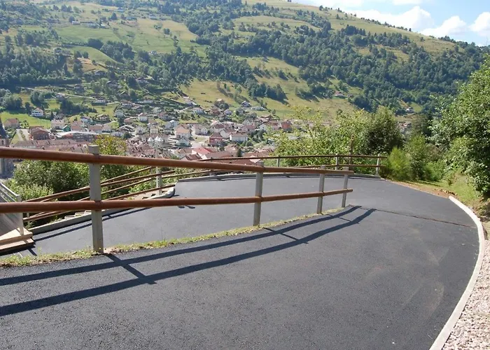 Le Proche Randonnees * La Bresse